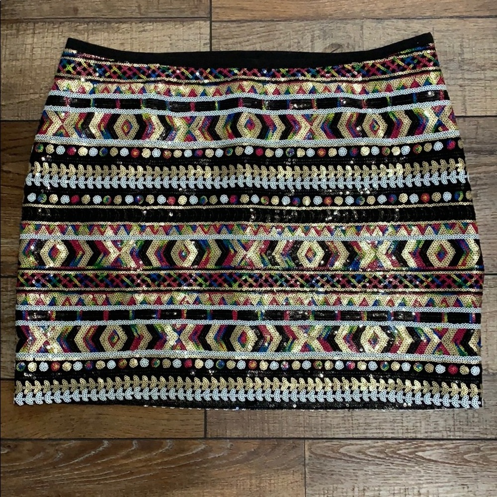 Guess Multicolor Patterned Mini Skirt - Picture 3 of 8